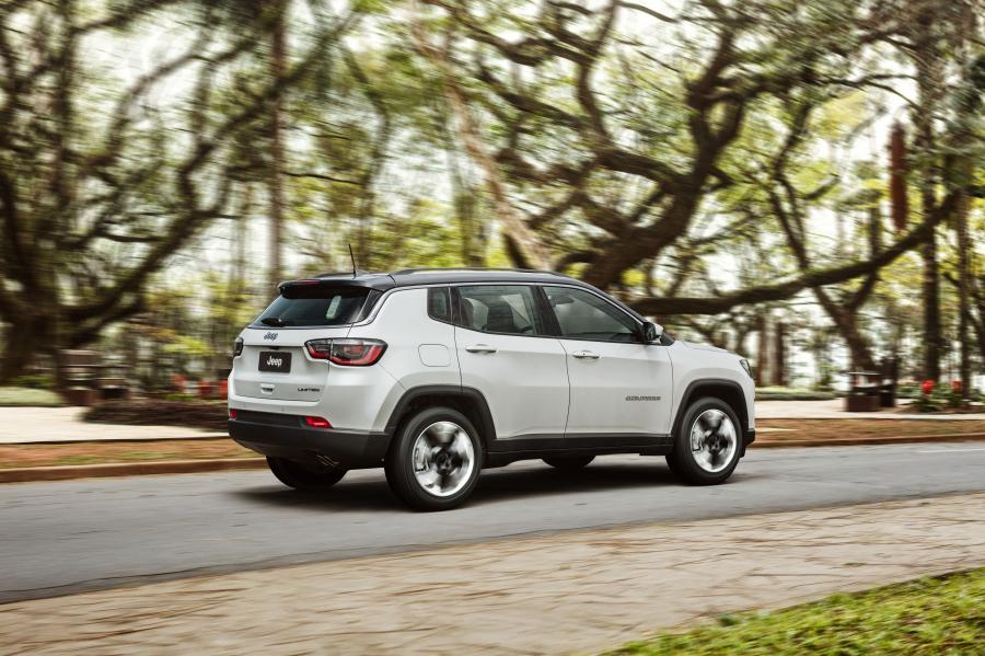  Jeep Compass Limited 2016 года  (LA) (фото 18 из 20)